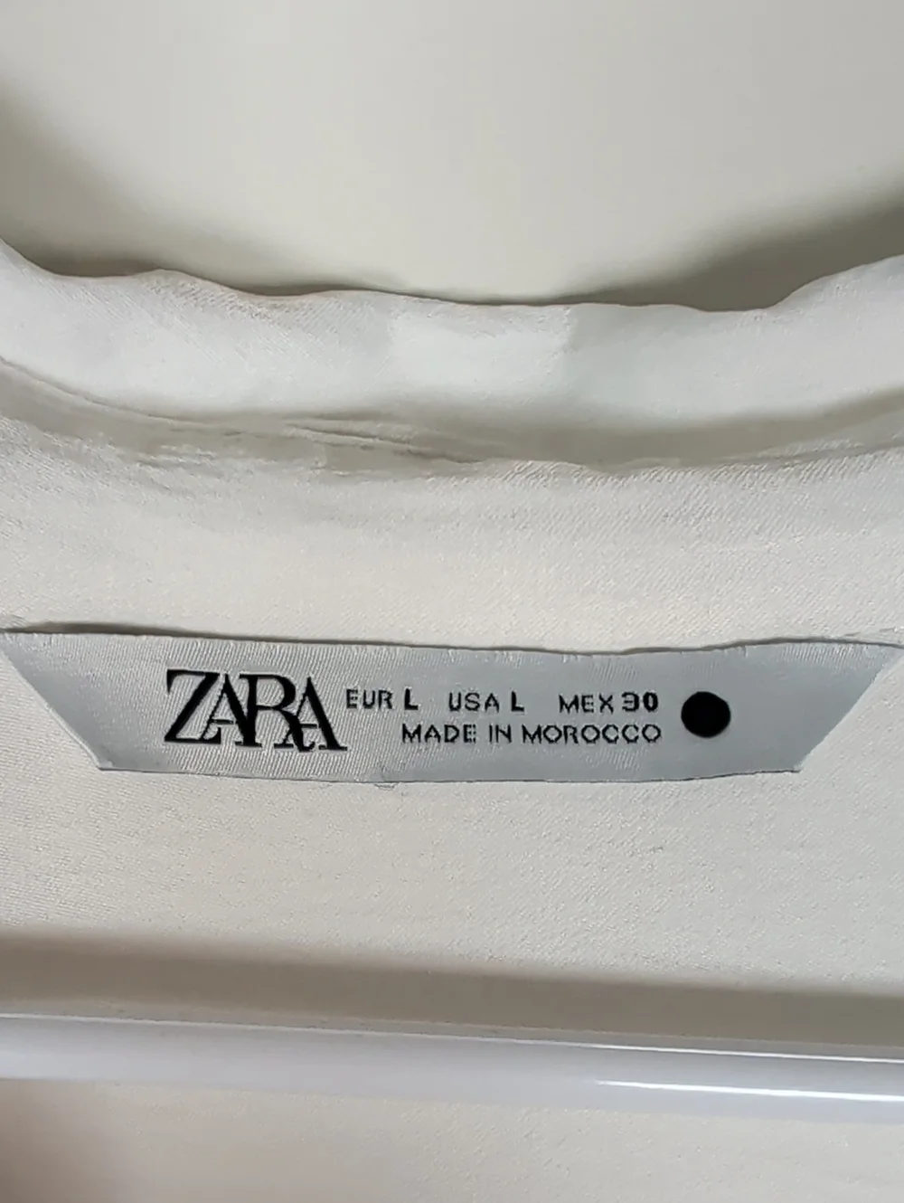 Zara White Button-Up Silk Blouse - Picture 3 of 11